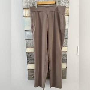 Belle Vere women’s greige Pants